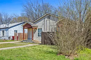 1115 S Hazelwood St, Sherman, TX 75090 - Photo 3