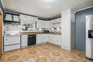 1115 S Hazelwood St, Sherman, TX 75090 - Photo 15