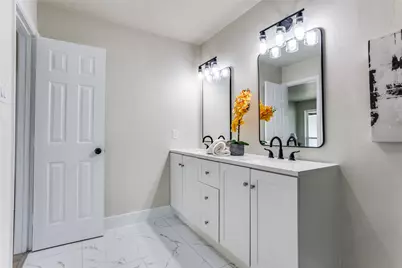 7901 Esquire Lane, Rowlett, TX 75089 - Photo 17