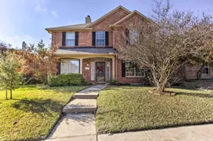 1805 Arbor Creek Dr, Garland, TX 75040 - Photo 1