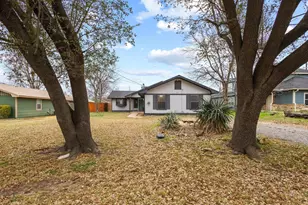 412 Main St, Pottsboro, TX 75076 - Photo 1