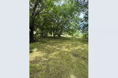 1733 S Lindsay Street, Gainesville, TX 76240 - Photo 5