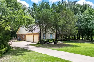 1176 Country Bend Dr, Post Oak Bend, TX 75142 - Photo 33