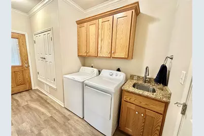 318 E 4th Street, Lindsay, TX 76250 - Photo 29