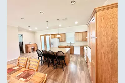 318 E 4th Street, Lindsay, TX 76250 - Photo 5