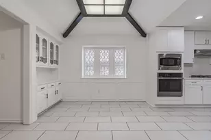 9922 Hickory Crossing, Dallas, TX 75243 - Photo 17