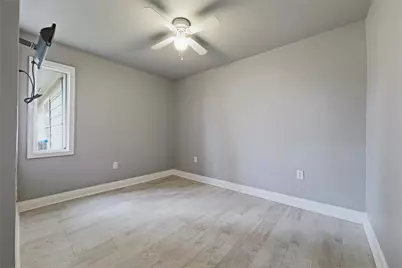 1606 Davis Boulevard, Garland, TX 75042 - Photo 33