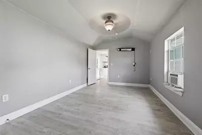 1606 Davis Boulevard, Garland, TX 75042 - Photo 29