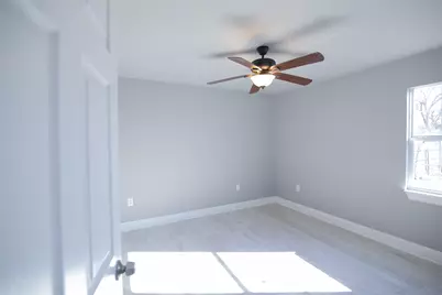 1606 Davis Boulevard, Garland, TX 75042 - Photo 7