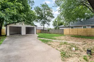 920 S Montreal Ave, Dallas, TX 75208 - Photo 13