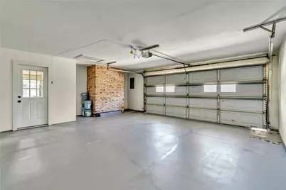 1901 Sandy Lane, Irving, TX 75060 - Photo 21