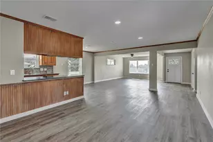 1901 Sandy Ln, Irving, TX 75060 - Photo 9