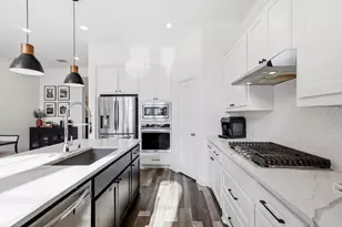 421 Blue Crk Cv, McKinney, TX 75071 - Photo 11