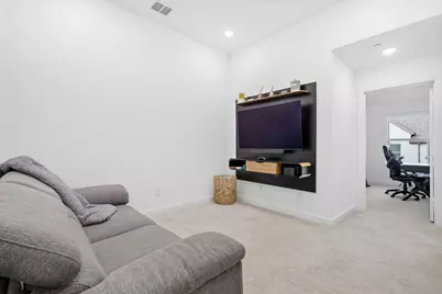 421 Blue Creek Cove, McKinney, TX 75071 - Photo 19