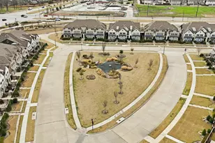 421 Blue Crk Cv, McKinney, TX 75071 - Photo 3