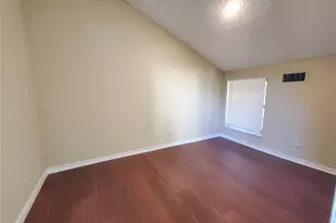 12735 Burninglog Ln, Dallas, TX 75243 - Photo 13