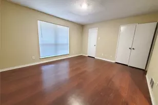 12735 Burninglog Ln, Dallas, TX 75243 - Photo 11