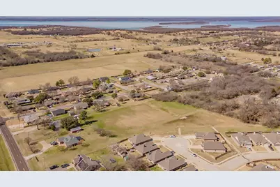 141 Maverick Lane, Pilot Point, TX 76258 - Photo 7