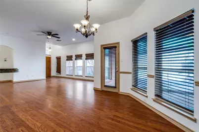 7586 Saint Stephens Square, Frisco, TX 75035 - Photo 11