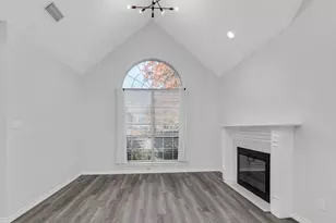 5105 Haydenbend Cir, Grapevine, TX 76051 - Photo 7