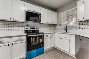 3876 Dalston Ln, Plano, TX 75023 - Photo 5