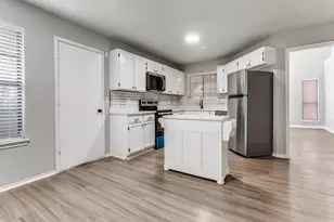 3876 Dalston Ln, Plano, TX 75023 - Photo 7