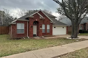 4442 Sharpsburg Dr, Grand Prairie, TX 75052 - Photo 1