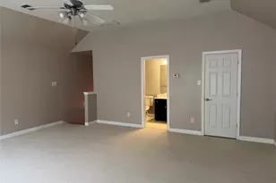 4442 Sharpsburg Dr, Grand Prairie, TX 75052 - Photo 9