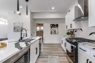 13306 Flagstone Ln, Dallas, TX 75240 - Photo 7