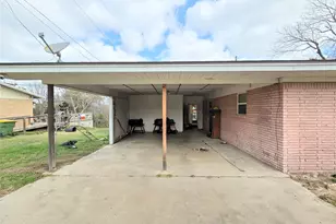 106 Buckhorn Trail, Valley Mills, TX 76689 - Photo 3