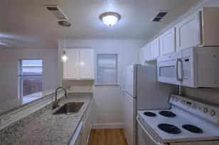 1208 Village Garden Dr, Azle, TX 76020 - Photo 5