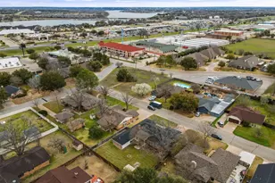 904 Meadowlark Ln, Granbury, TX 76048 - Photo 27