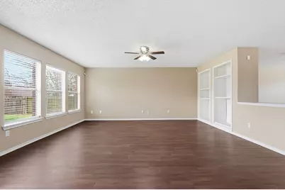 304 Sandlewood Lane, Cedar Hill, TX 75104 - Photo 7