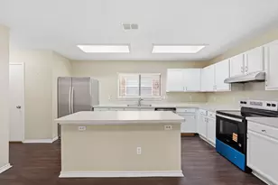 304 Sandlewood Ln, Cedar Hill, TX 75104 - Photo 15