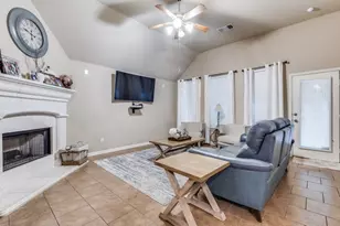 9129 Hawley Dr, Fort Worth, TX 76244 - Photo 7