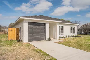 3934 Lee St, Greenville, TX 75401 - Photo 3