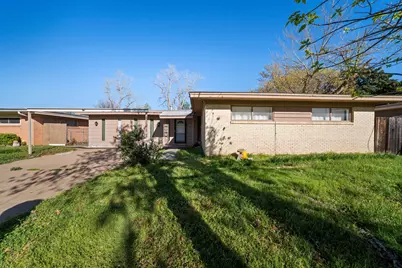 1716 John Smith Drive, Irving, TX 75061 - Photo 29