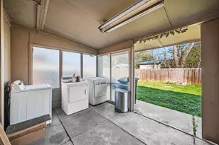 1716 John Smith Dr, Irving, TX 75061 - Photo 21