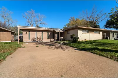 1716 John Smith Drive, Irving, TX 75061 - Photo 1