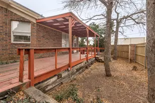 1800 Corvallis Ct, Arlington, TX 76006 - Photo 23