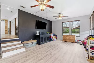 208 E Columbia Street, Weatherford, TX 76086 - Photo 15