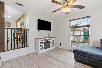 208 E Columbia Street, Weatherford, TX 76086 - Photo 7