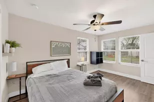 812 Centre St, Dallas, TX 75208 - Photo 11