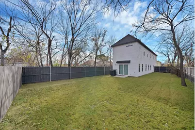 1614 Caldwell Avenue, Dallas, TX 75223 - Photo 35