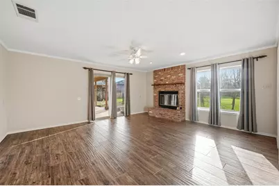 6208 Windsong Drive, Arlington, TX 76001 - Photo 17