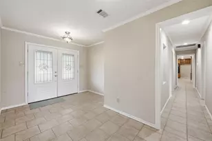 6208 Windsong Dr, Arlington, TX 76001 - Photo 5