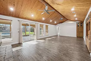 6208 Windsong Dr, Arlington, TX 76001 - Photo 7