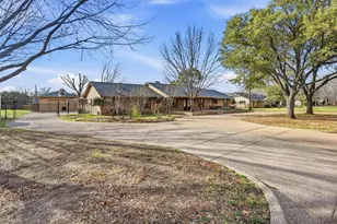 6208 Windsong Dr, Arlington, TX 76001 - Photo 3