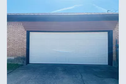 1315 Willow Creek Drive, Lancaster, TX 75146 - Photo 5