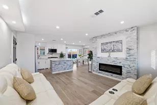 614 Greenbrook Ln, Grand Prairie, TX 75052 - Photo 15